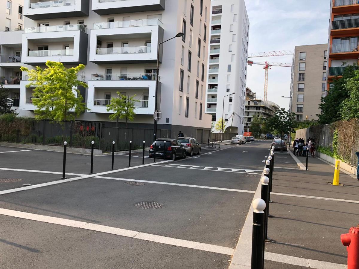 Appartements De 2 Ou 3 Chambres A 40 Minutes De Paris Courcouronnes 외부 사진